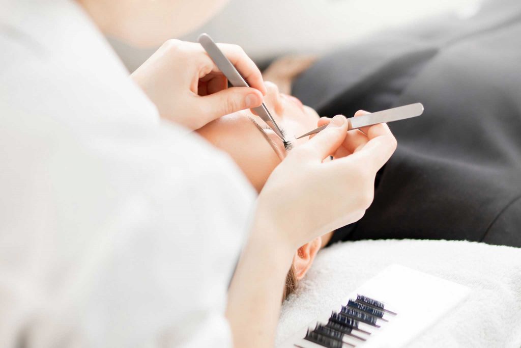 Luxury Lashes Home Cursus Wimperextensions