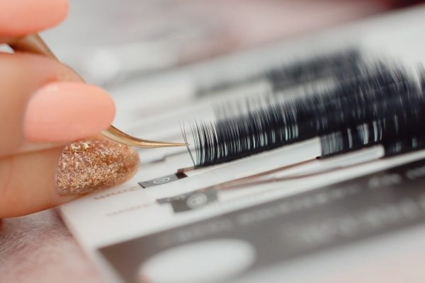 Luxury Lashes Wimpersalon Hybride