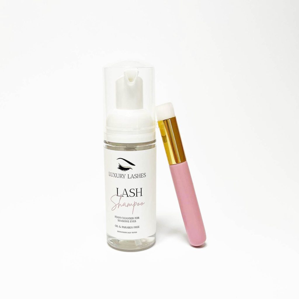 Wimperextensions Shampoo (Lash Foam Cleanser) met wimperkwast van Luxury Lashes